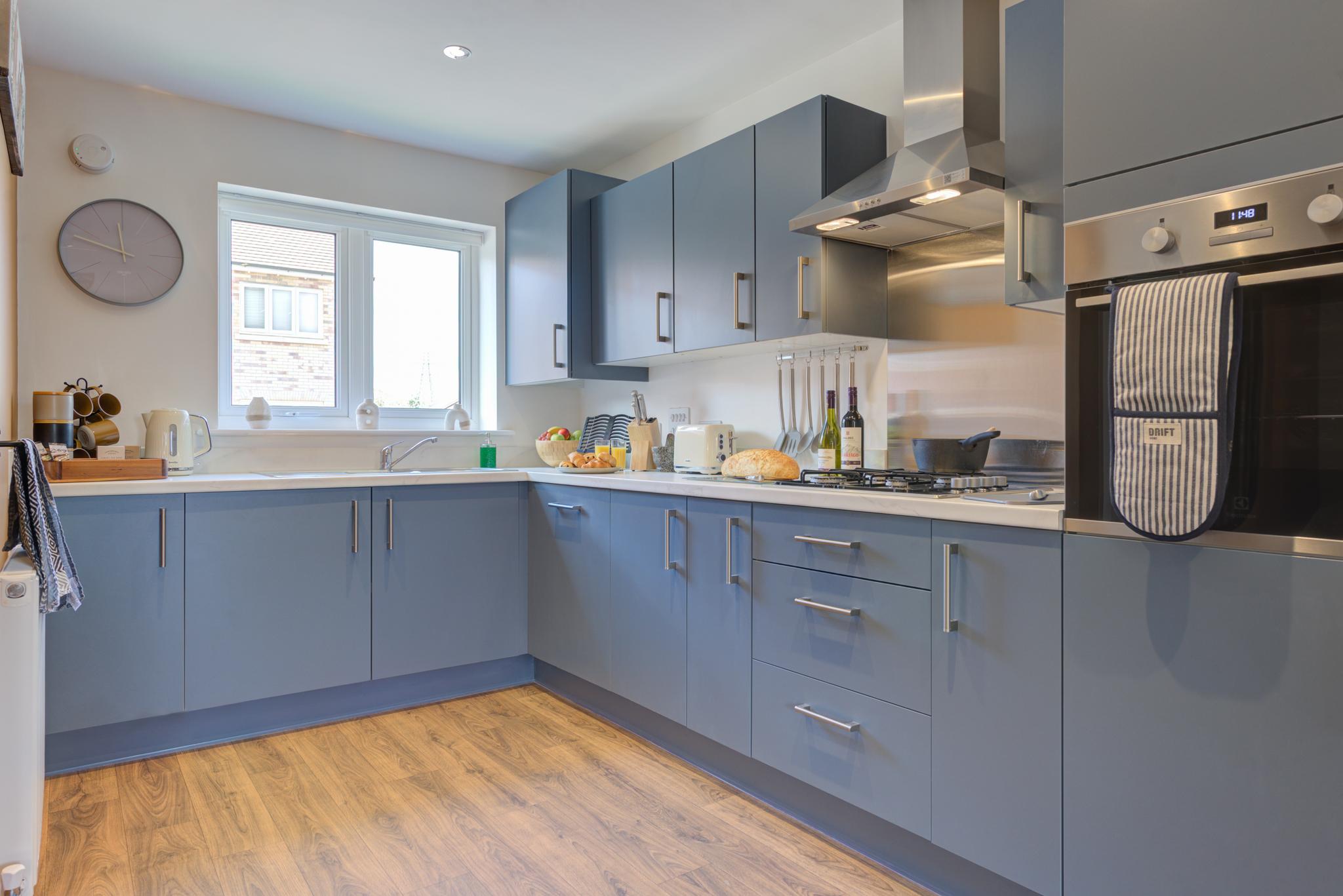 Stylish 3BR Stay in Bourne with Parking3